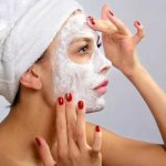 How to forget about acne with a white charcoal mask